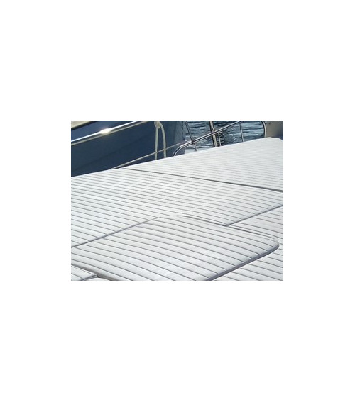 Captain Quilted, White