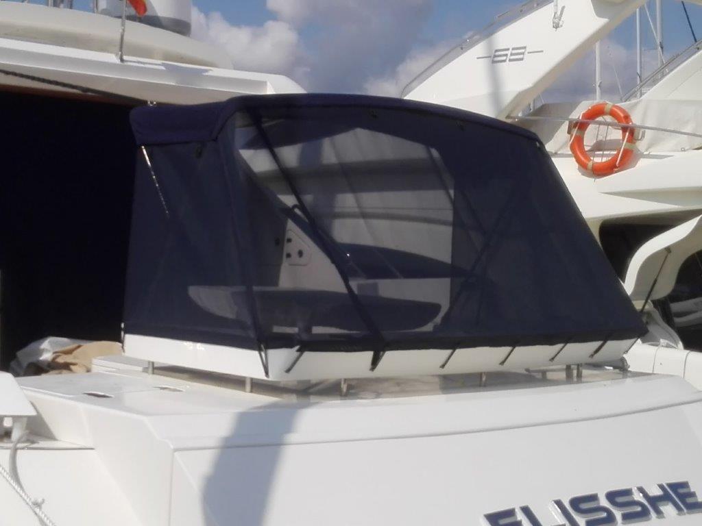 Cerramiento en Sunbrella Plus y Cristal